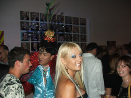 wowshow2.jpg